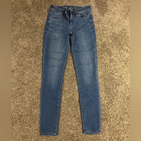 American Eagle Outfitters Women’s Size 2 Jeans Regular Fit - Picture 1 of 5